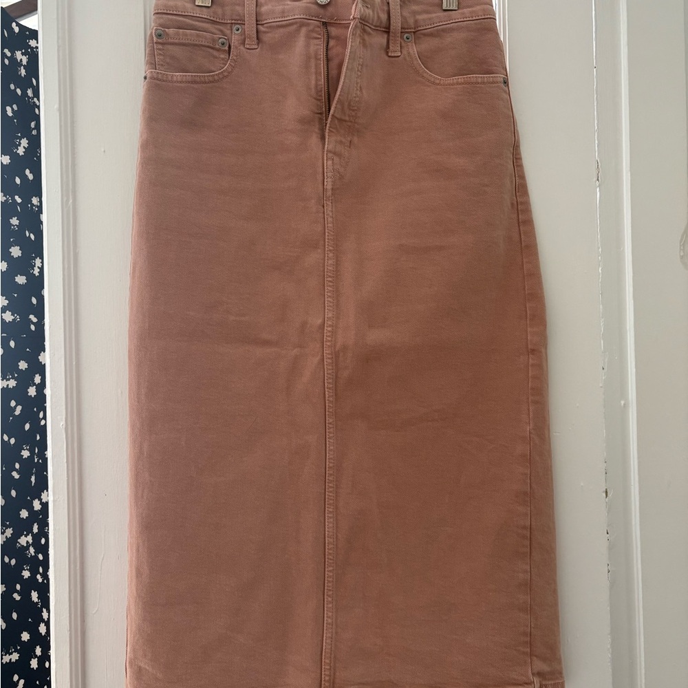 Banana Republic Mauve Pencil Skirt